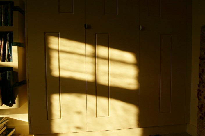 wardrobe_light